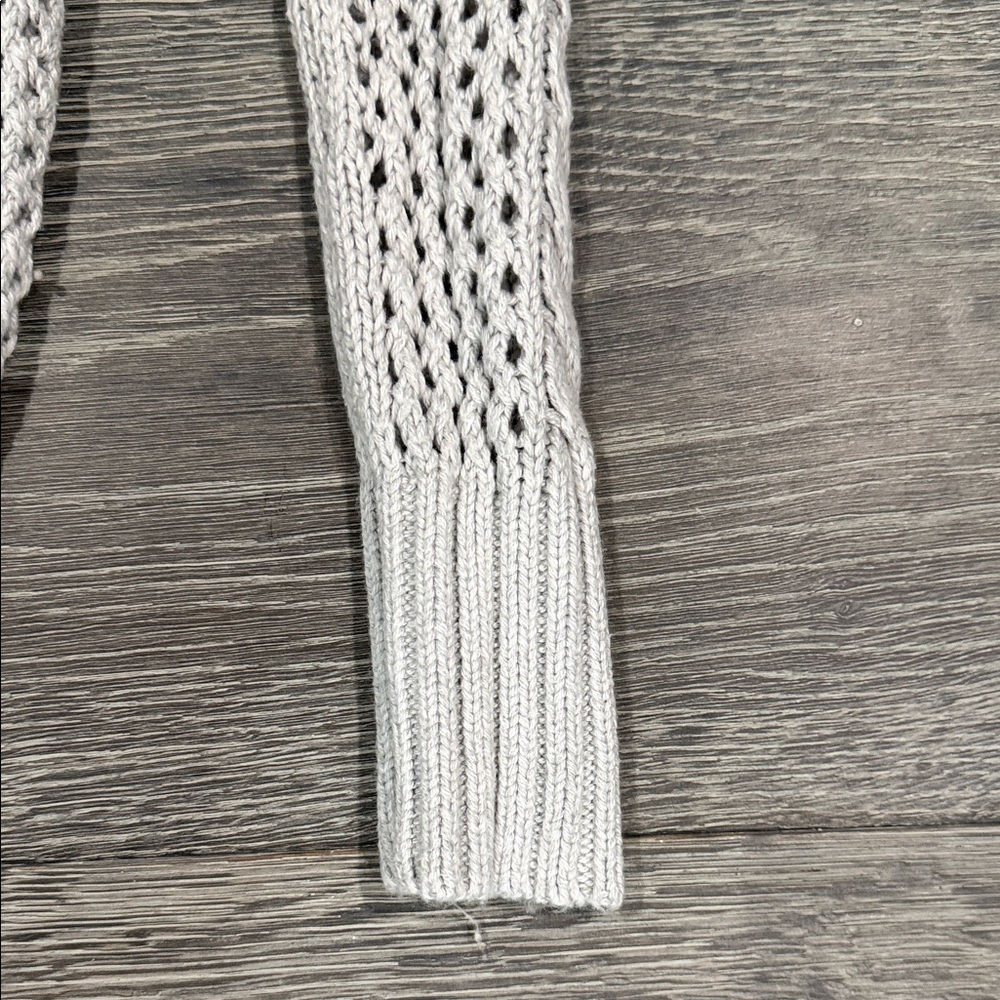 American Eagle Outfitters Cream Knit Sweater - Picture 4 of 4